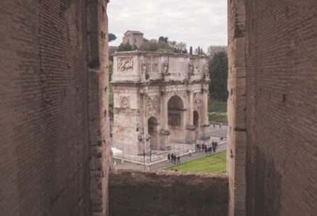 Arch Of Constantine - Ancient Arch in Rome